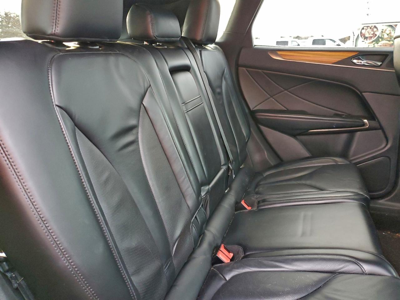 Lot #3315888131 2016 LINCOLN MKC SELECT