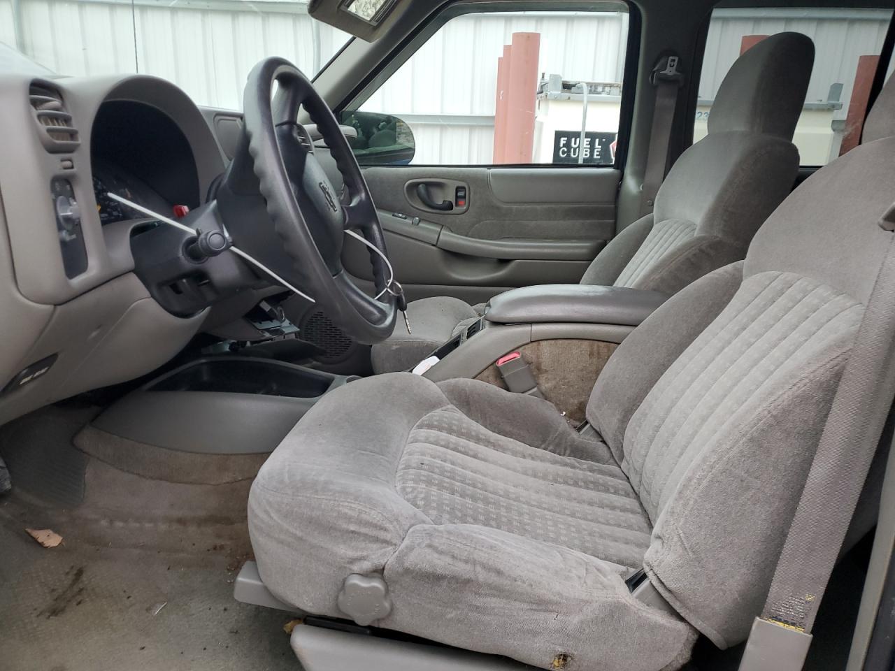 Lot #3298133171 2001 CHEVROLET BLAZER