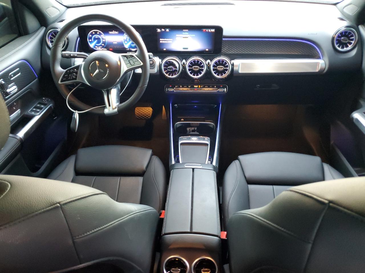 MERCEDES-BENZ EQB 250+