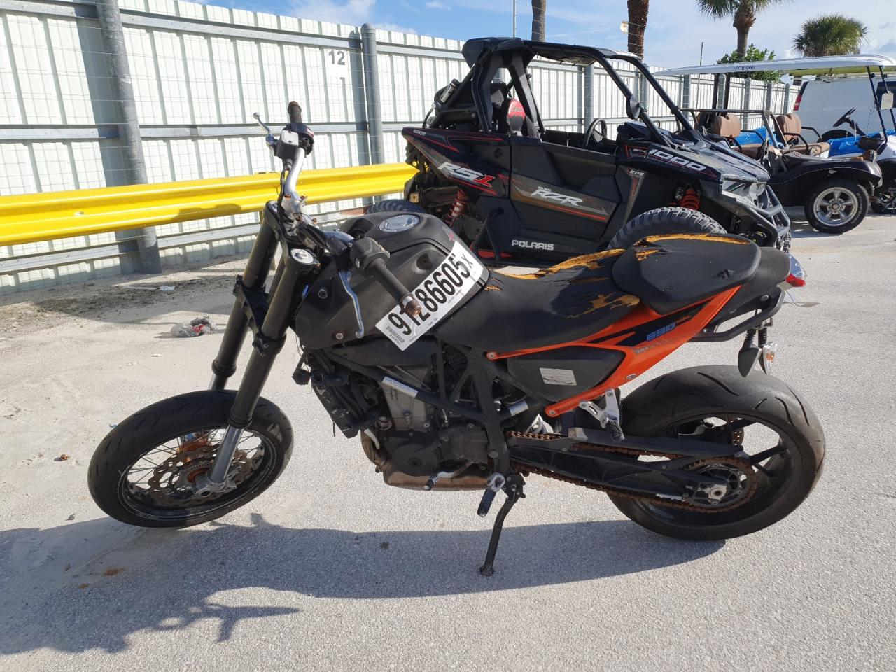Lot #3279547260 2017 KTM 690 DUKE