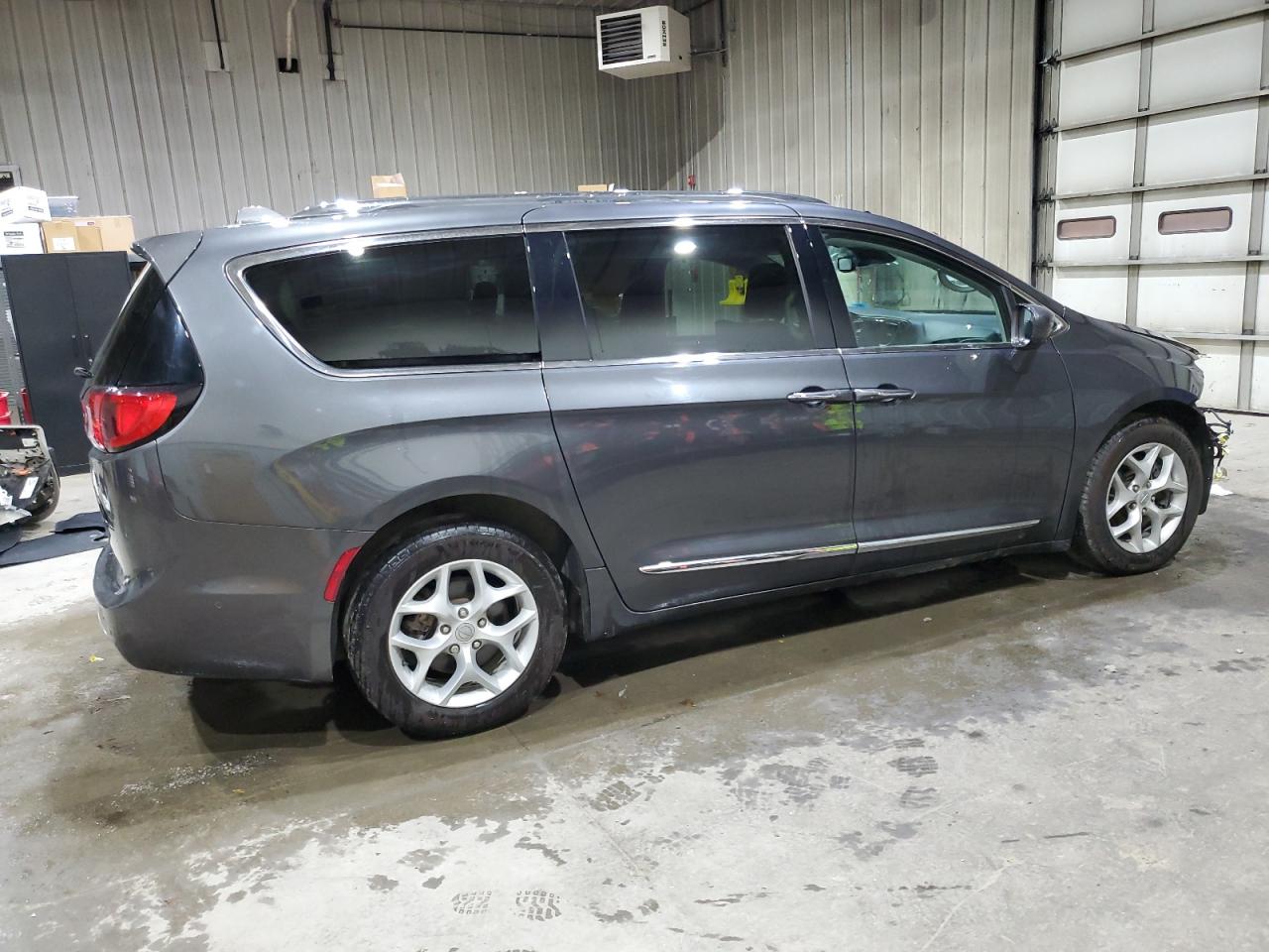 CHRYSLER PACIFICA TOURING L PLUS
