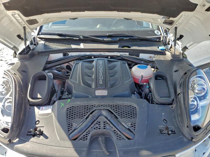 2016 PORSCHE MACAN S #3296953864