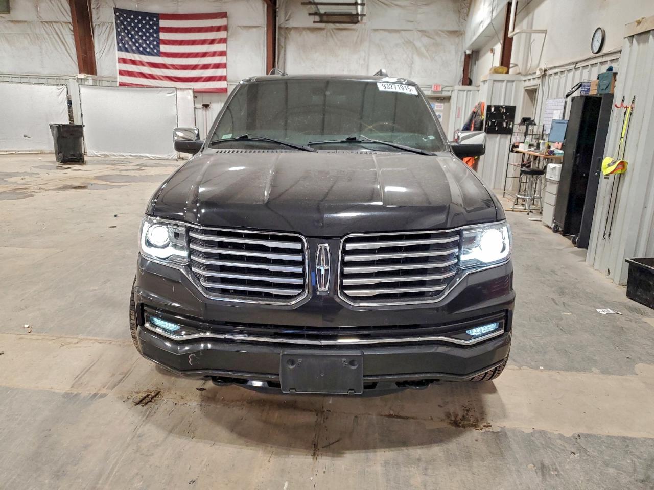 LINCOLN NAVIGATOR L