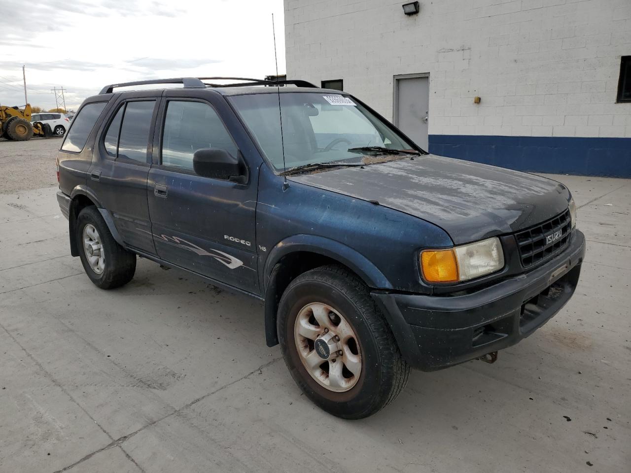Lot #3287874110 1999 ISUZU RODEO S