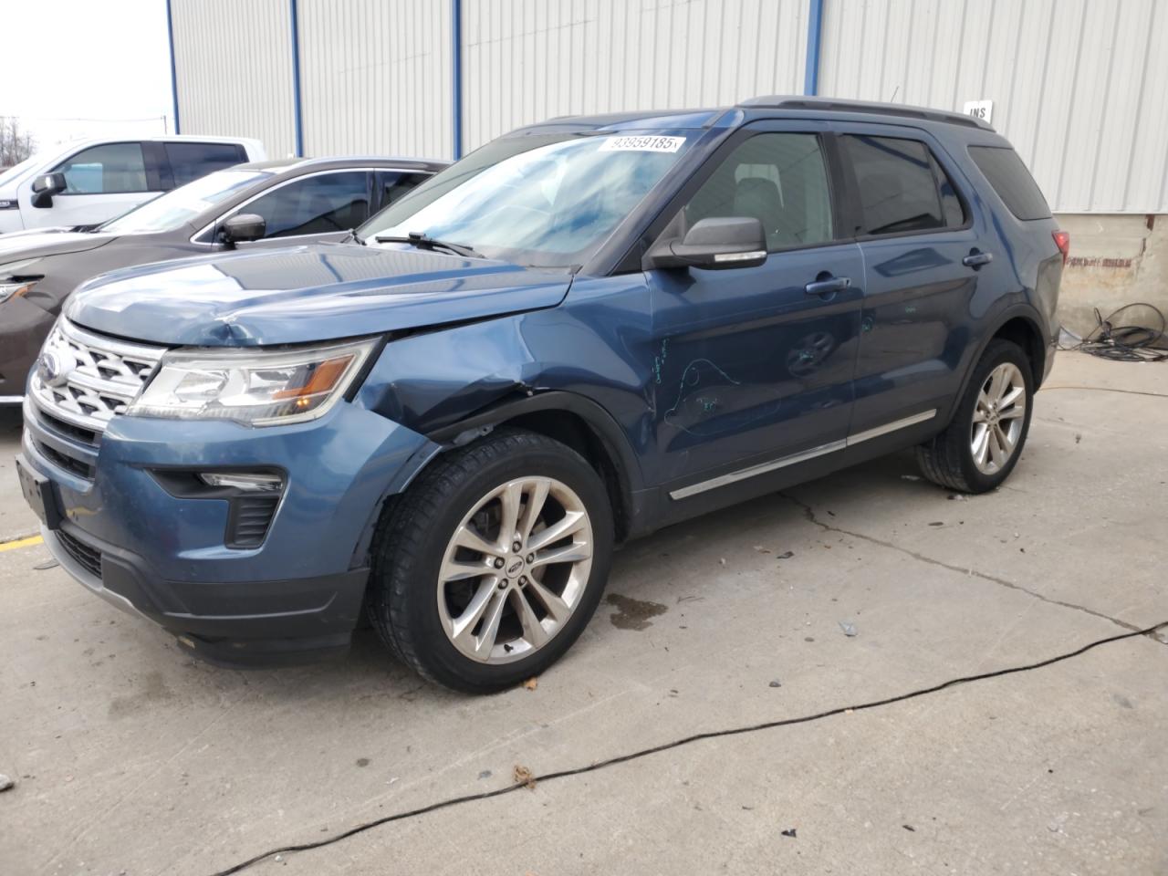 FORD EXPLORER XLT