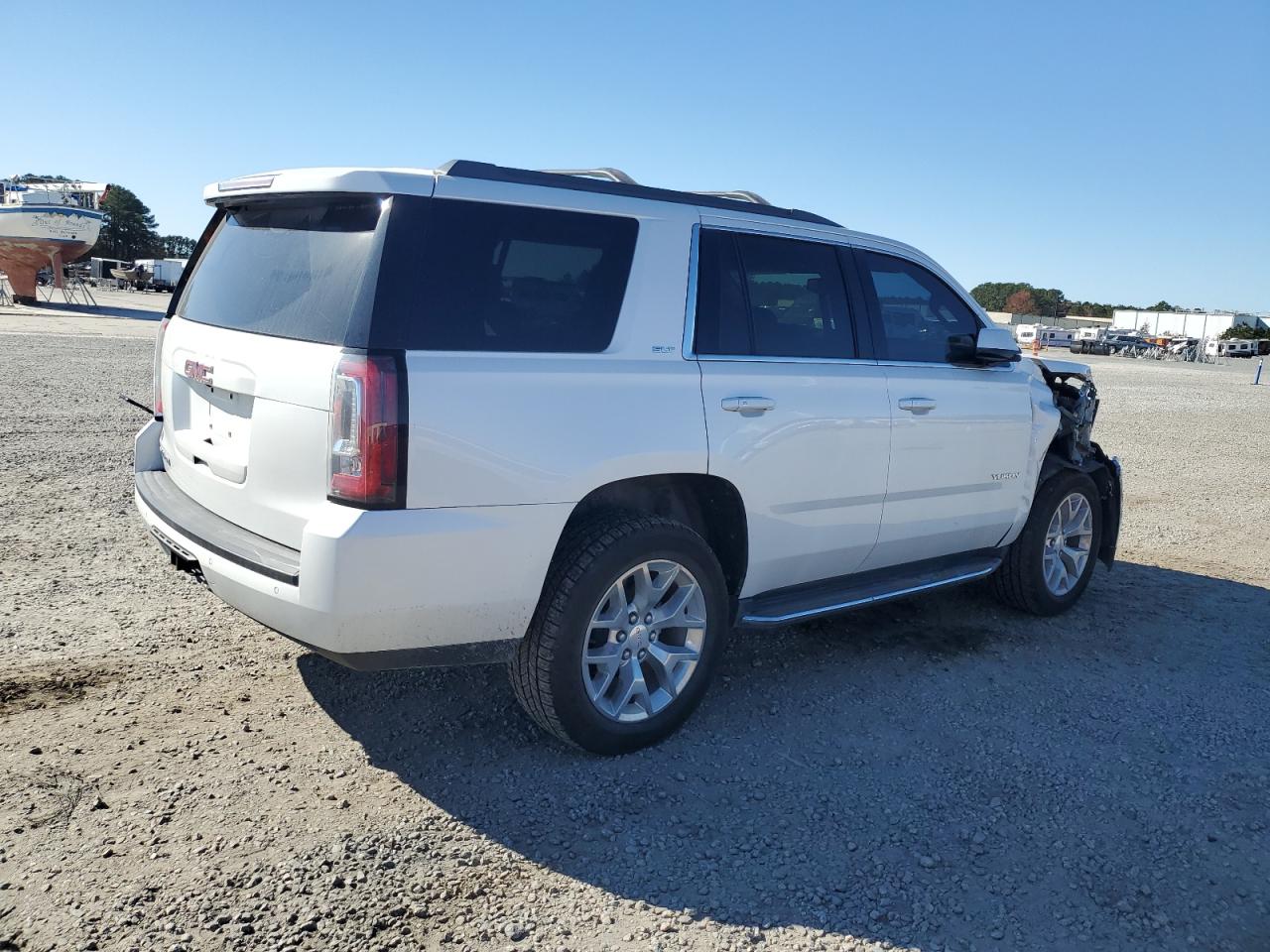 GMC YUKON SLT
