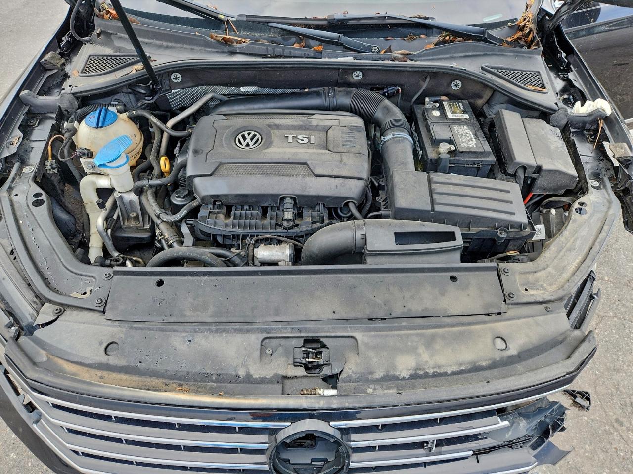 Lot #3308247154 2016 VOLKSWAGEN PASSAT S