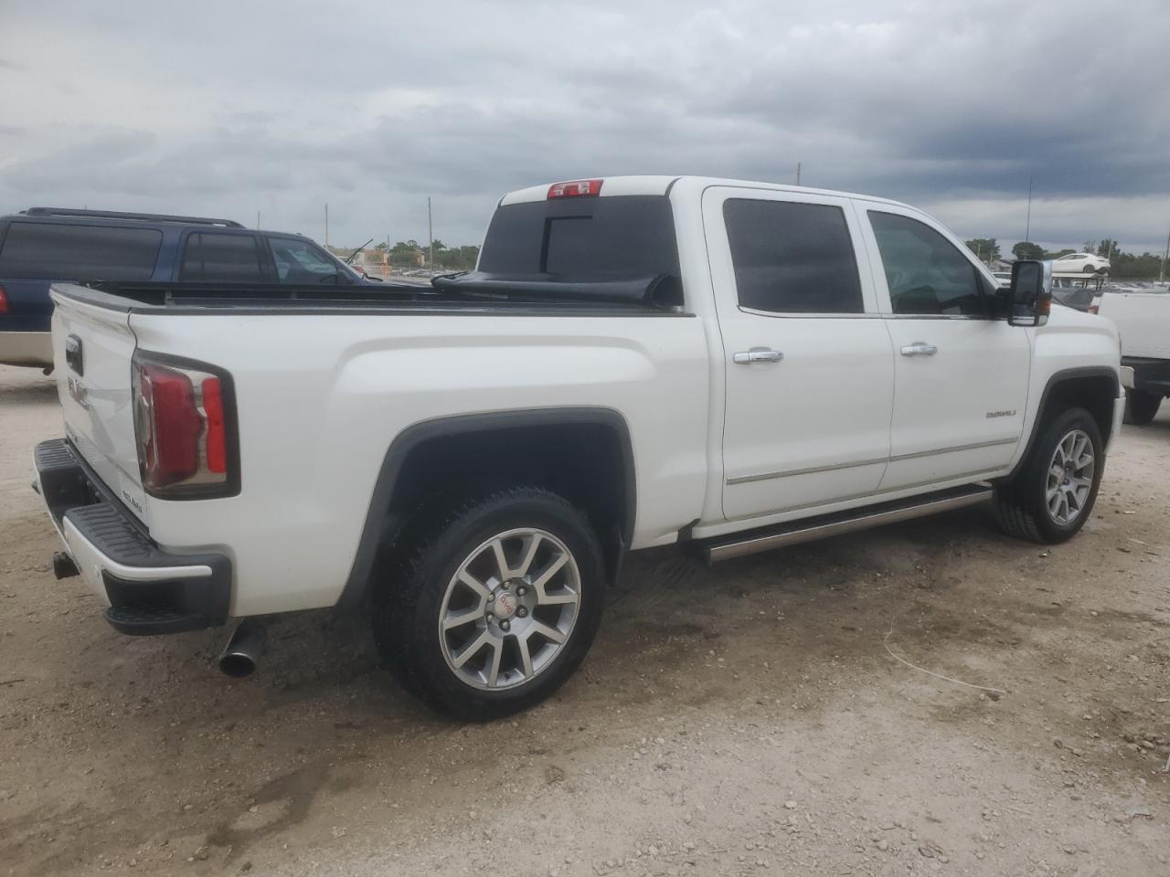GMC SIERRA K1500 DENALI