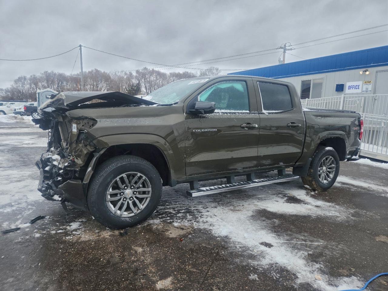 CHEVROLET COLORADO LT