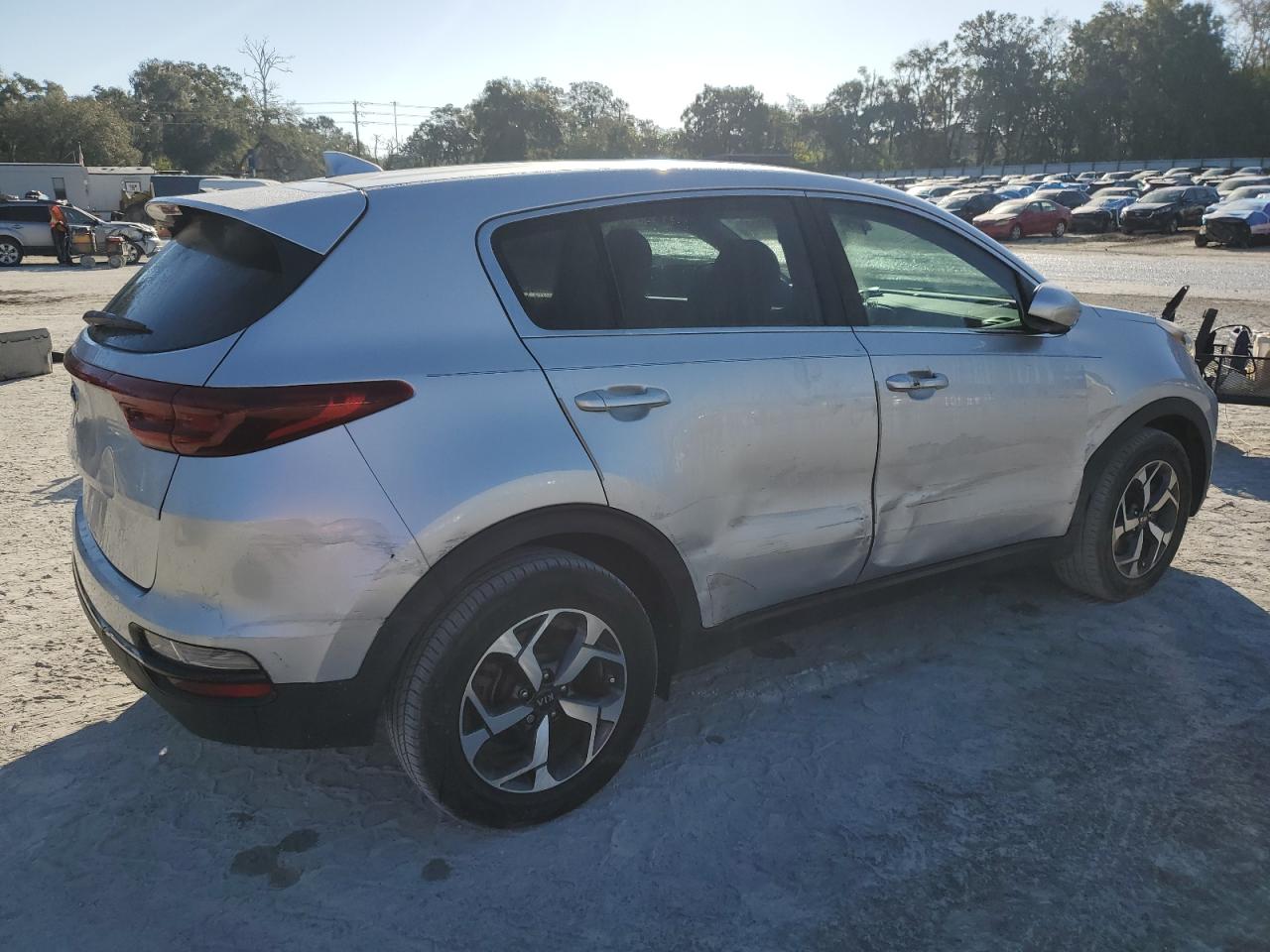 KIA SPORTAGE LX