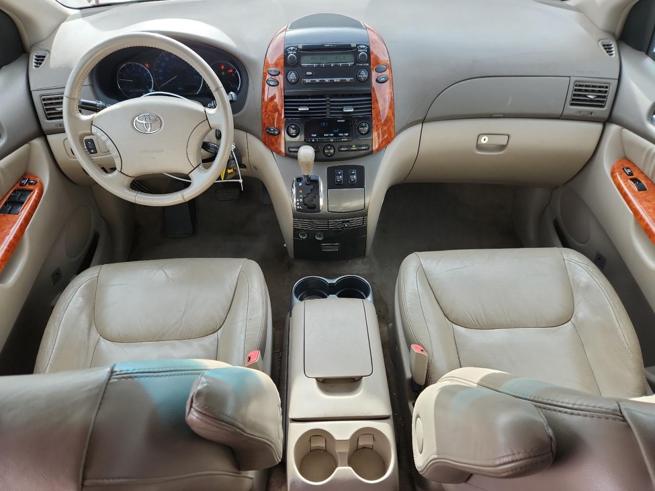 Lot #3305895274 2008 TOYOTA SIENNA XLE