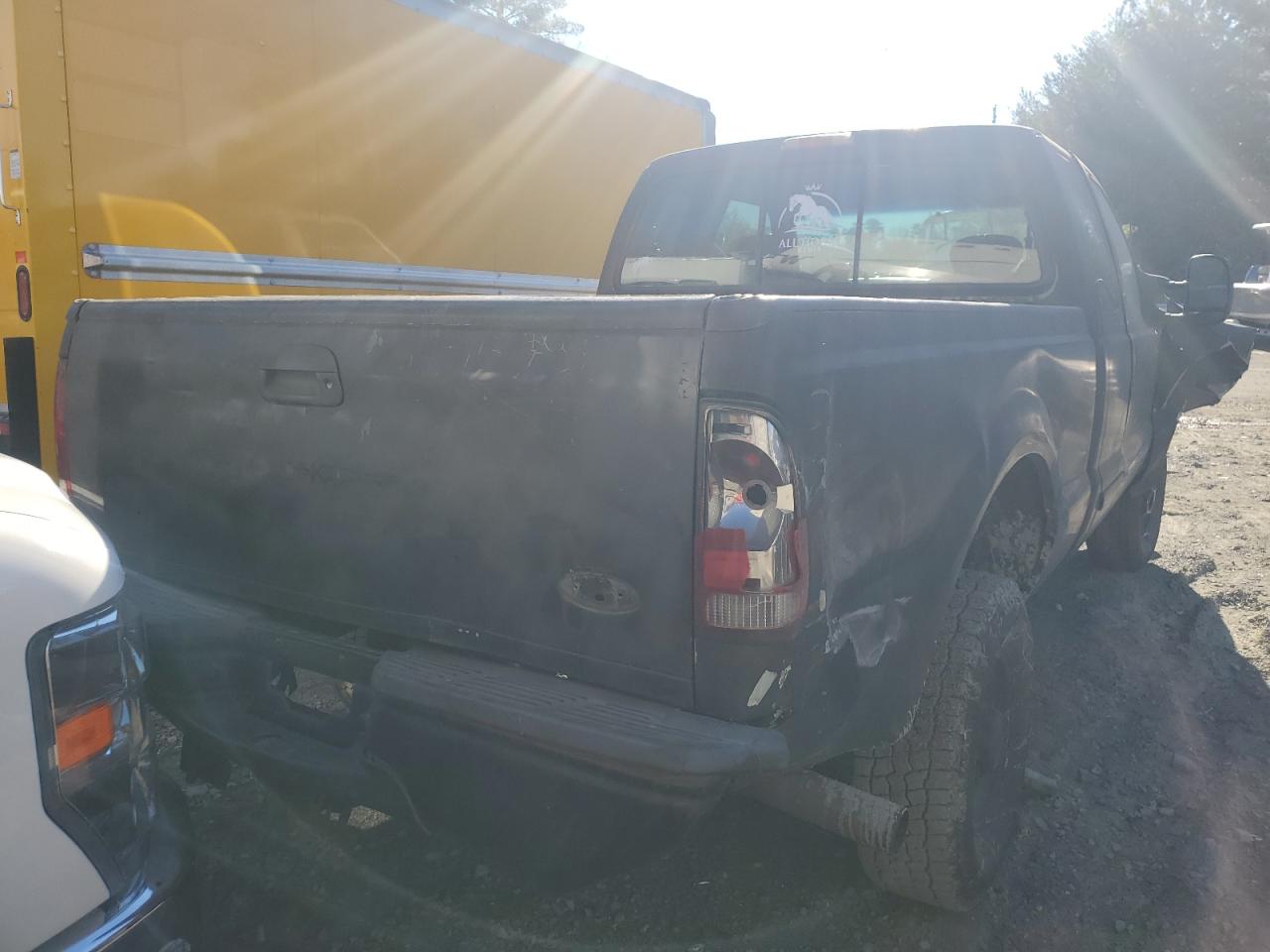 Lot #3302797942 2002 FORD F350 SRW S
