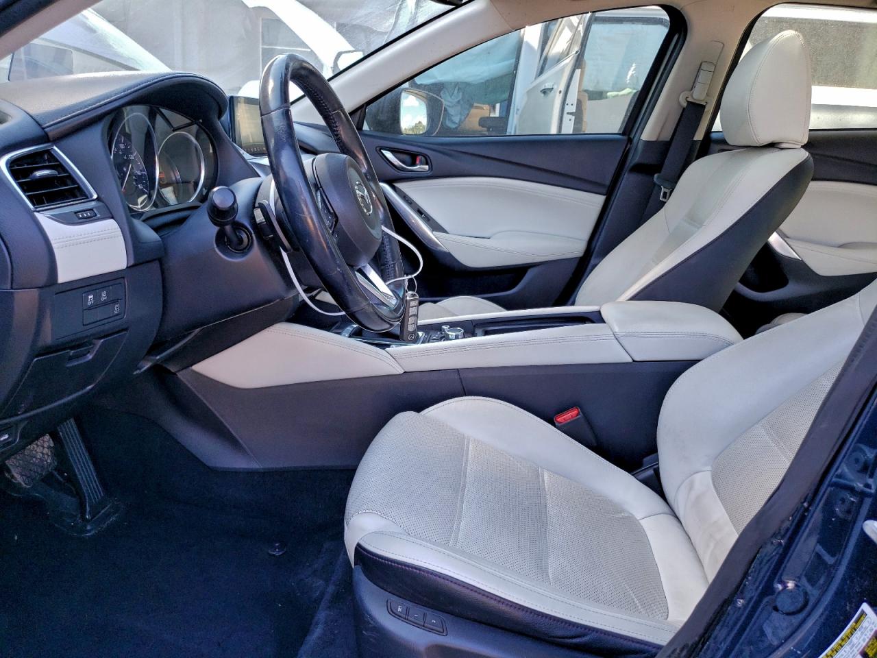 MAZDA 6 GRAND TOURING