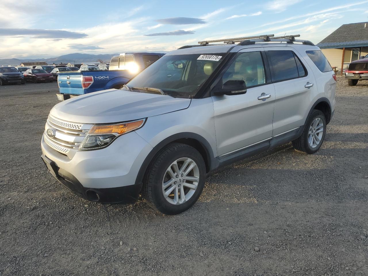 FORD EXPLORER XLT