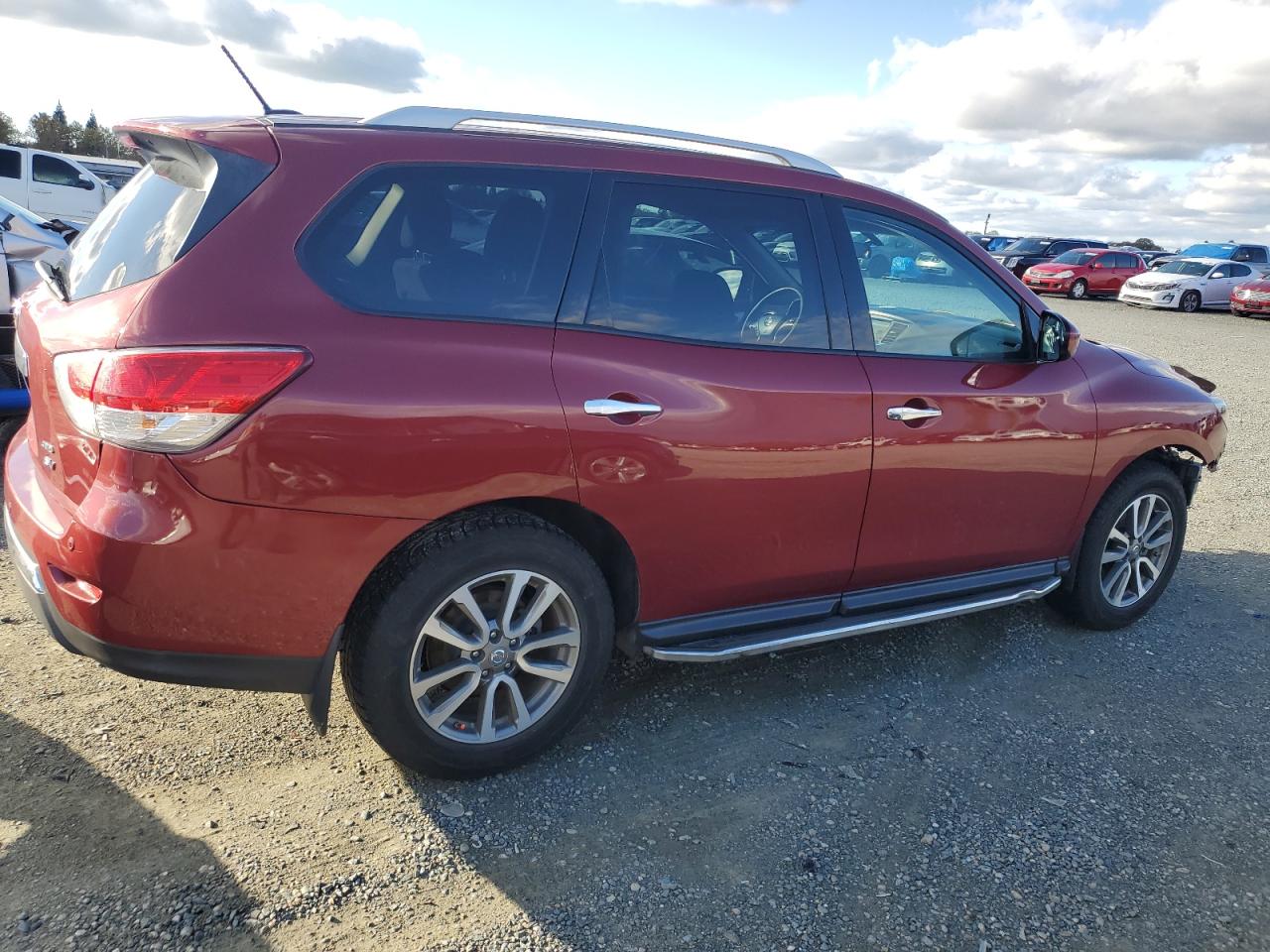 NISSAN PATHFINDER S