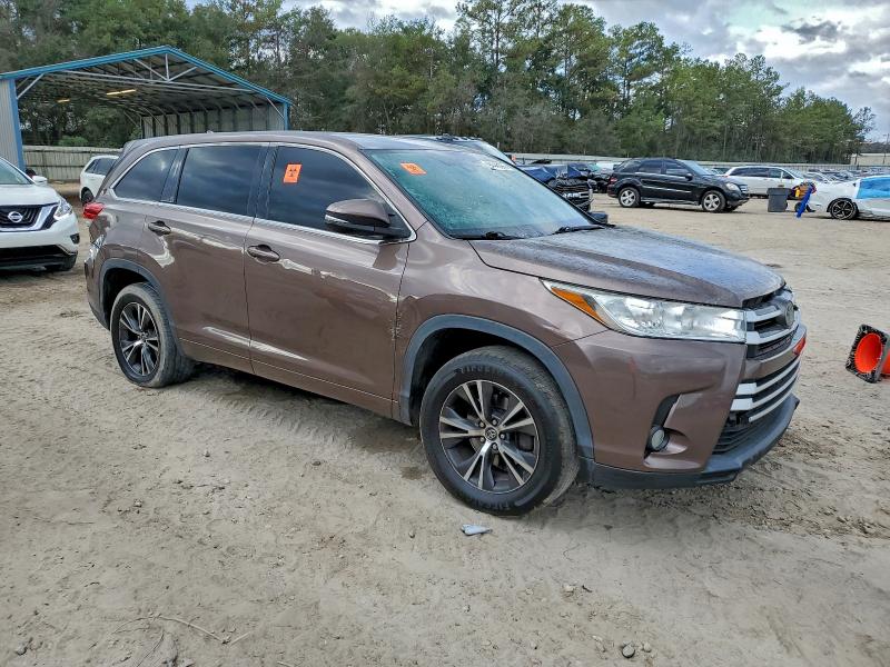 2017 TOYOTA HIGHLANDER #3301664651