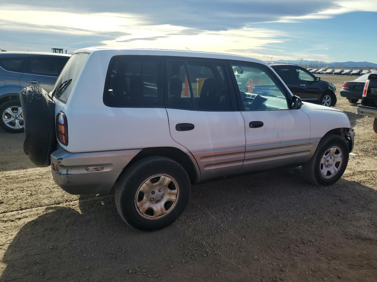 Lot #3286857225 2000 TOYOTA RAV4