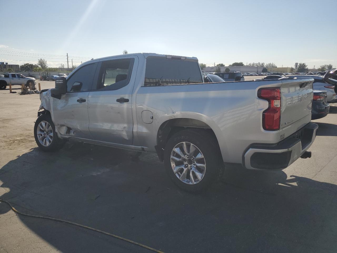 CHEVROLET SILVERADO C1500 CUSTOM