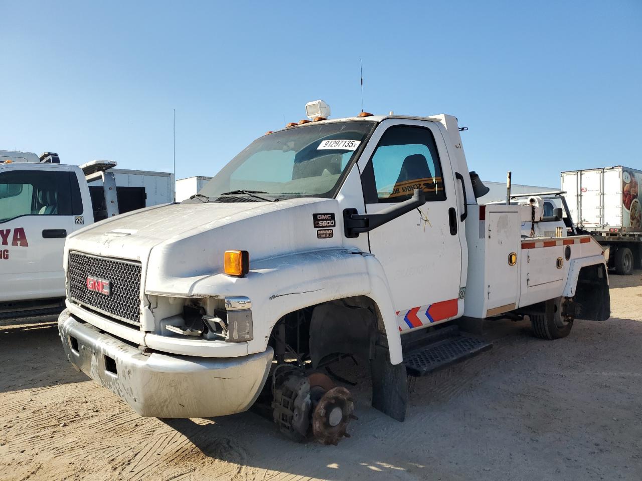 Lot #3281383059 2009 GMC C5500 C5C0