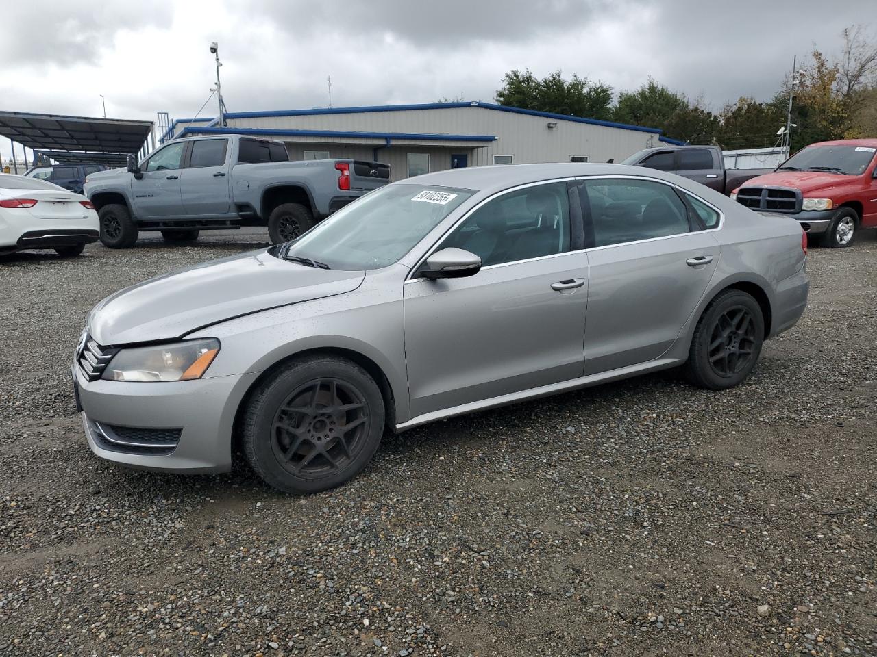 VOLKSWAGEN PASSAT SE