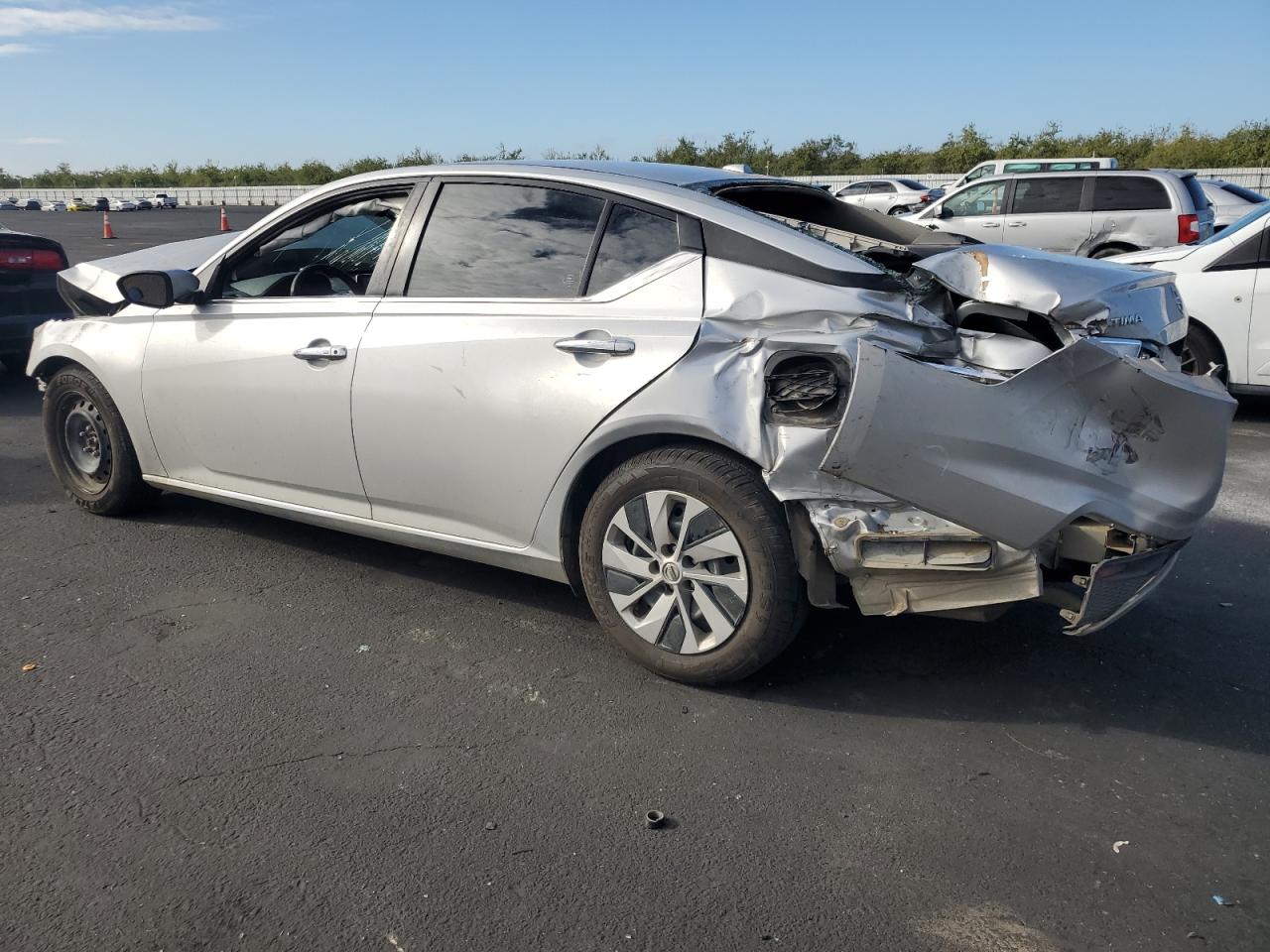 Lot #3310626836 2020 NISSAN ALTIMA S