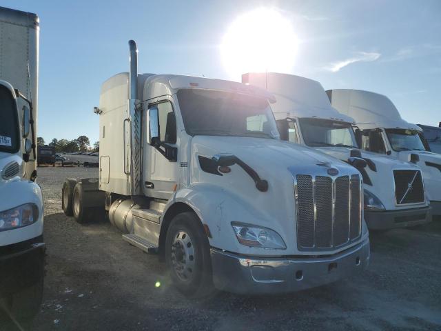 Global Auto Auctions: 2019 PETERBILT TRACTOR 579