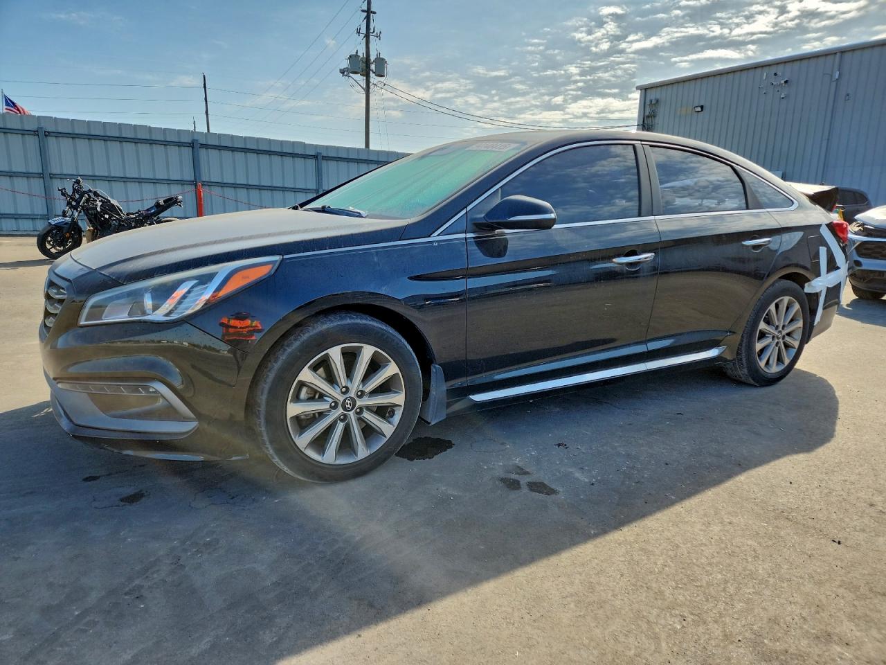 HYUNDAI SONATA SPORT