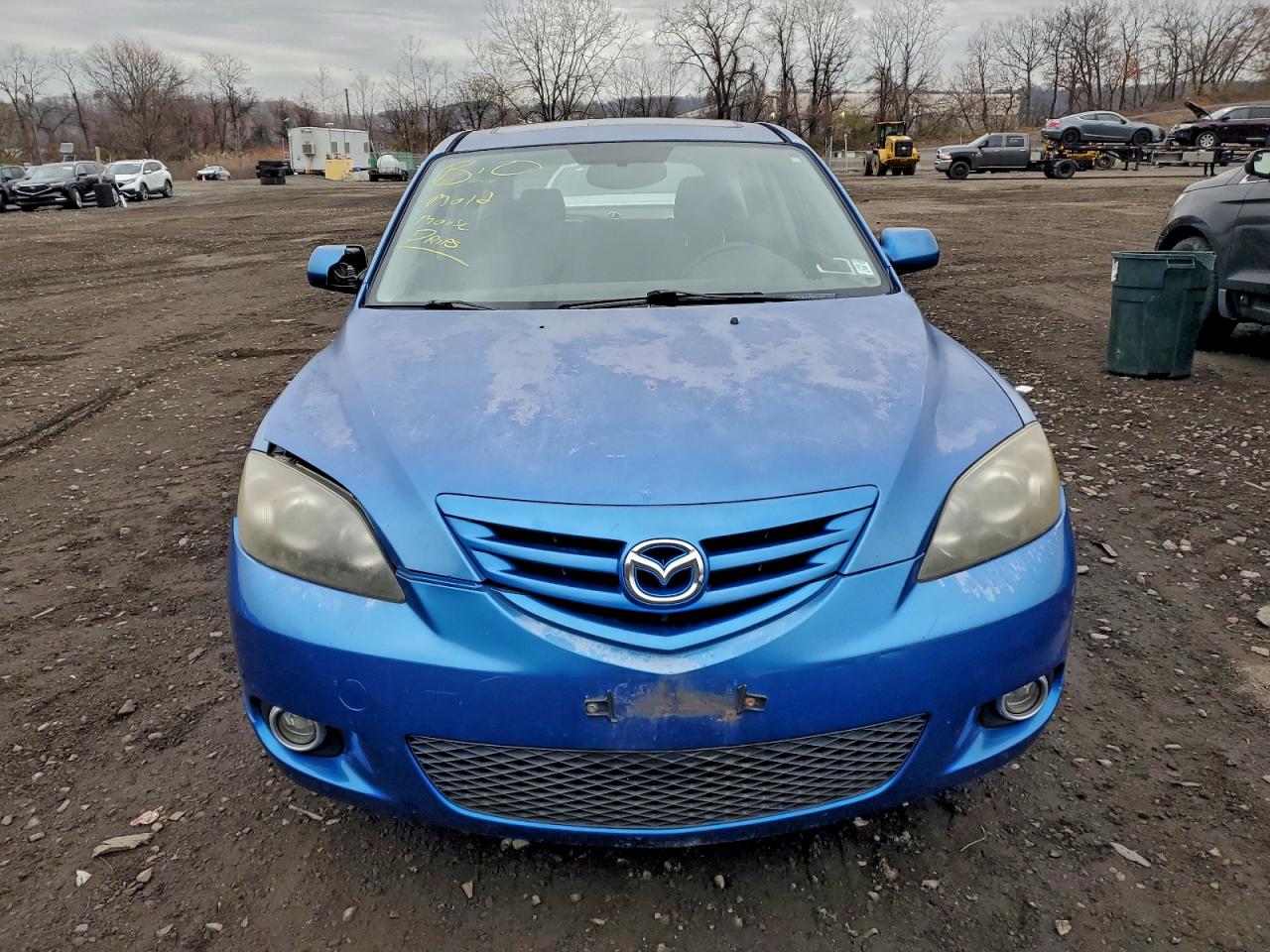 Lot #3302647083 2004 MAZDA 3 HATCHBAC