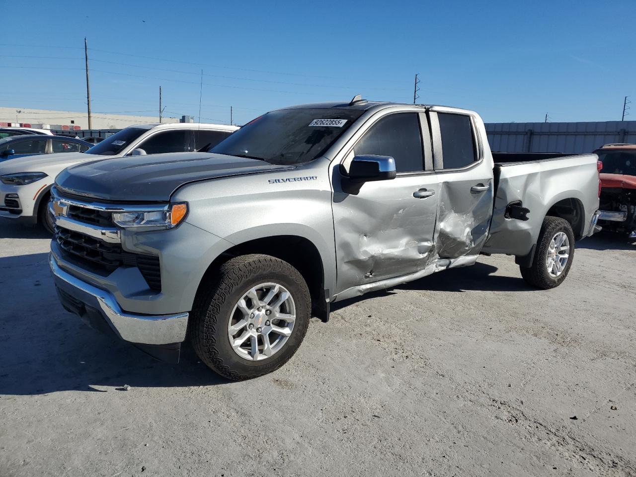 CHEVROLET SILVERADO C1500 LT