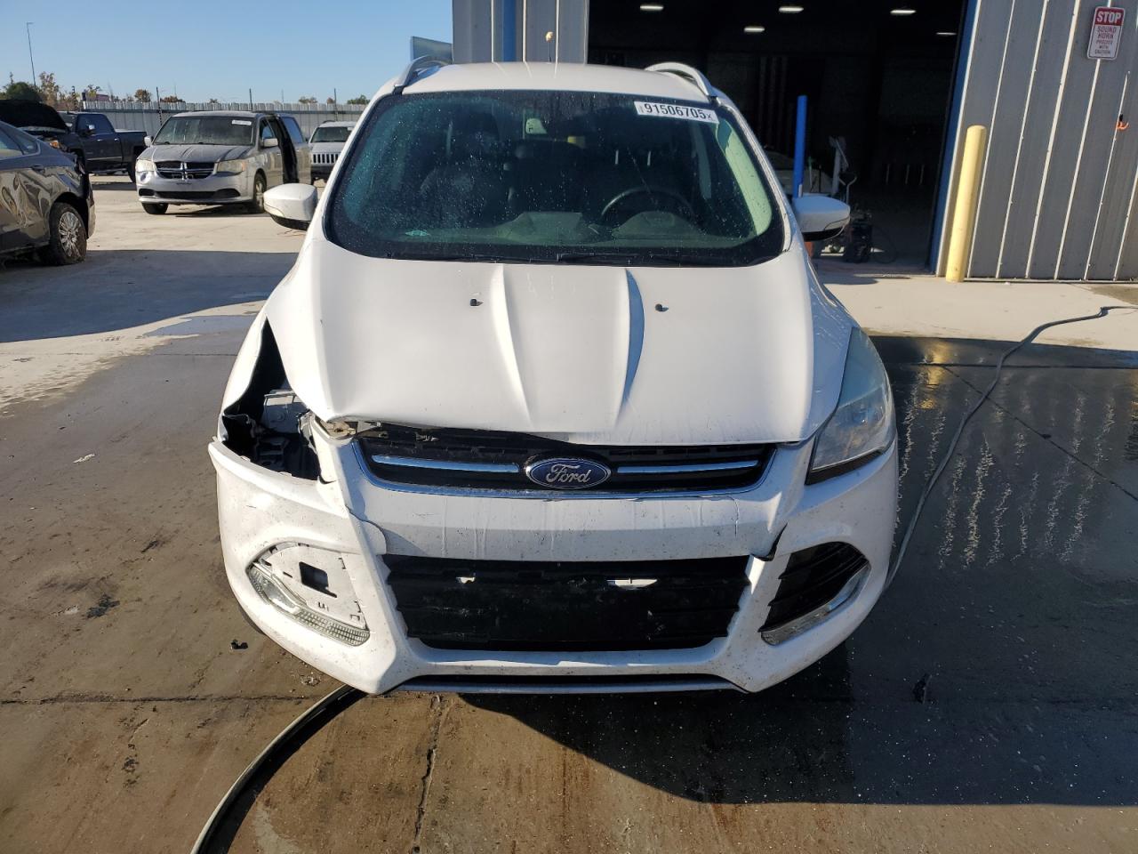 FORD ESCAPE TITANIUM