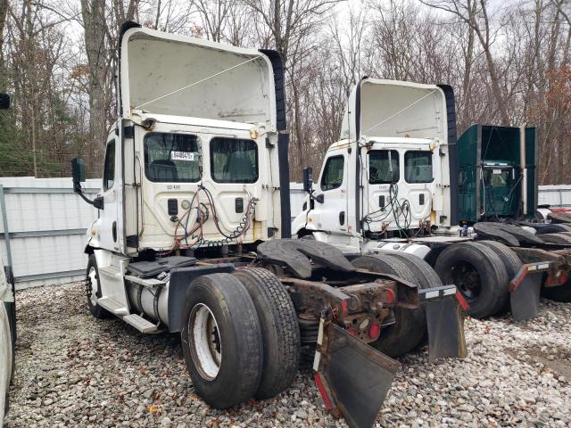2015 FREIGHTLINER CASCADIA #3280369971