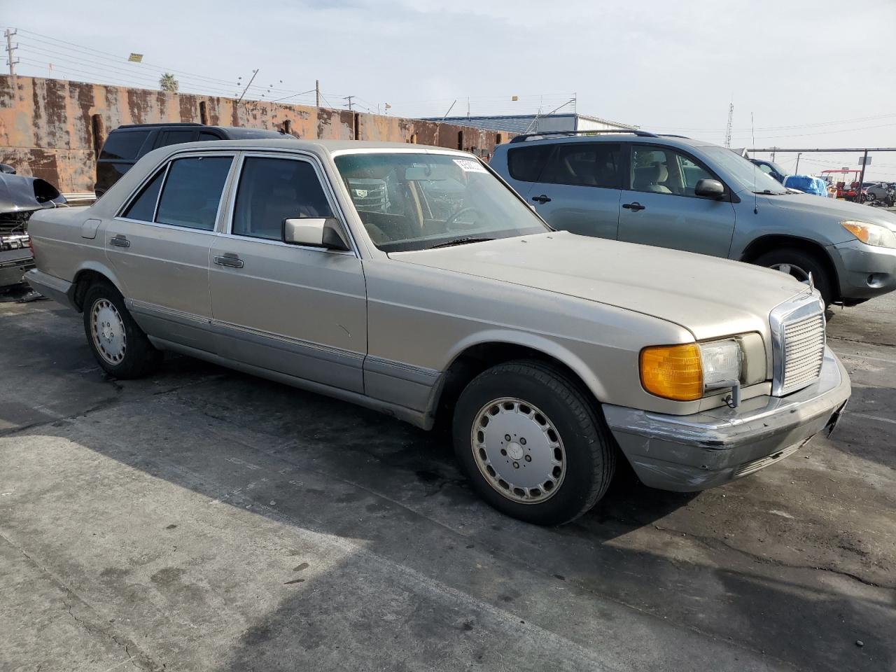 Lot #3285643281 1990 MERCEDES-BENZ 300 SE