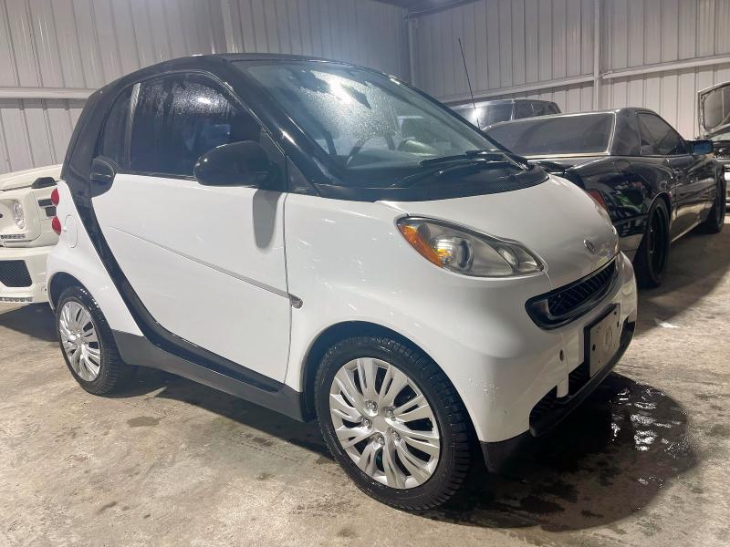Global Auto Auctions: 2012 SMART FORTWO PUR