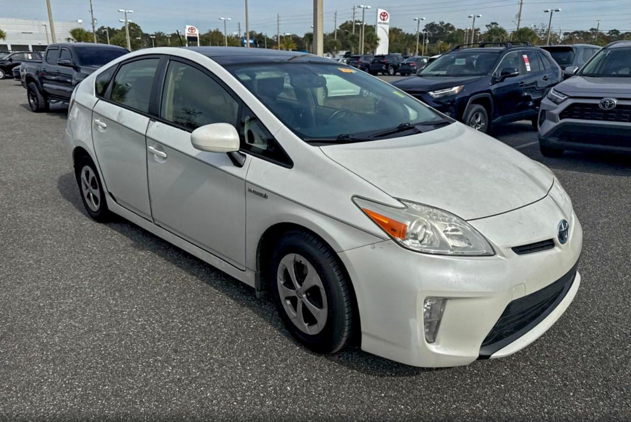 Lot #3304609453 2014 TOYOTA PRIUS