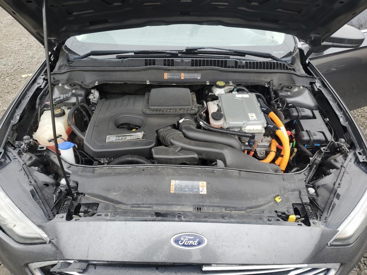 FORD FUSION SE