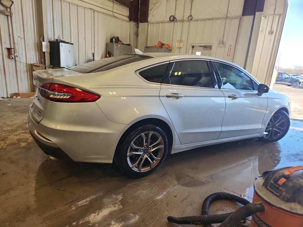 FORD FUSION SEL