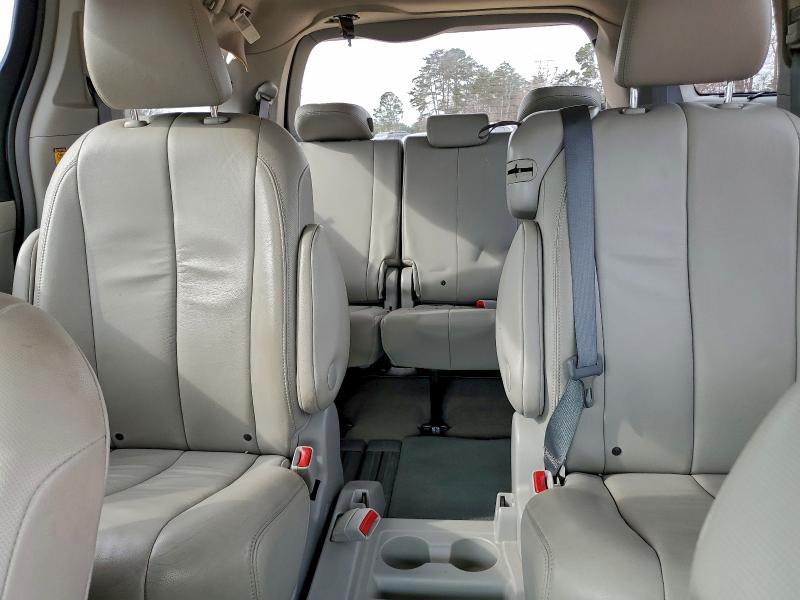 2012 TOYOTA SIENNA XLE #3297883797