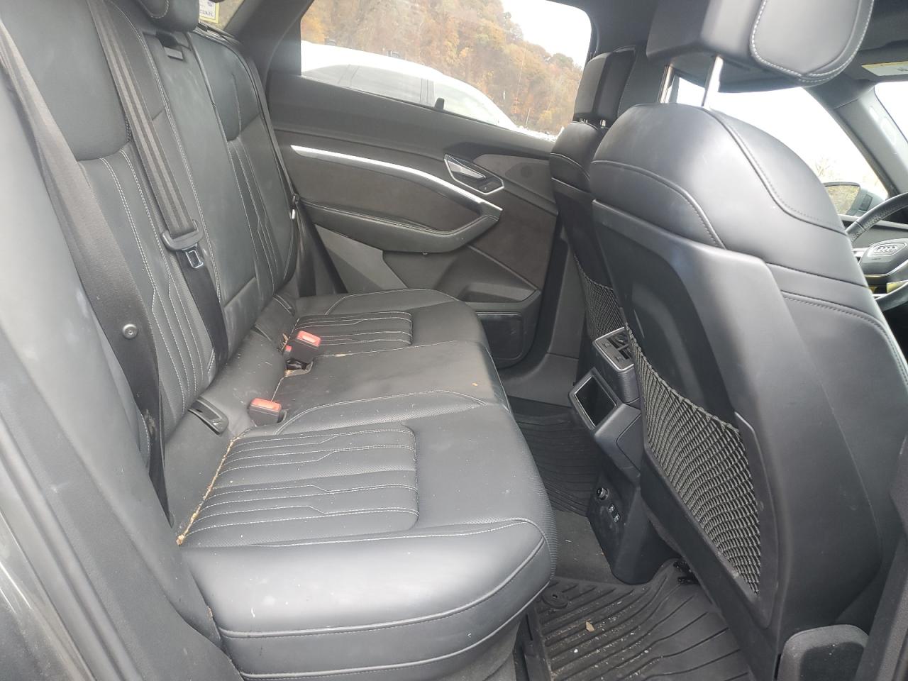 AUDI E-TRON PRESTIGE