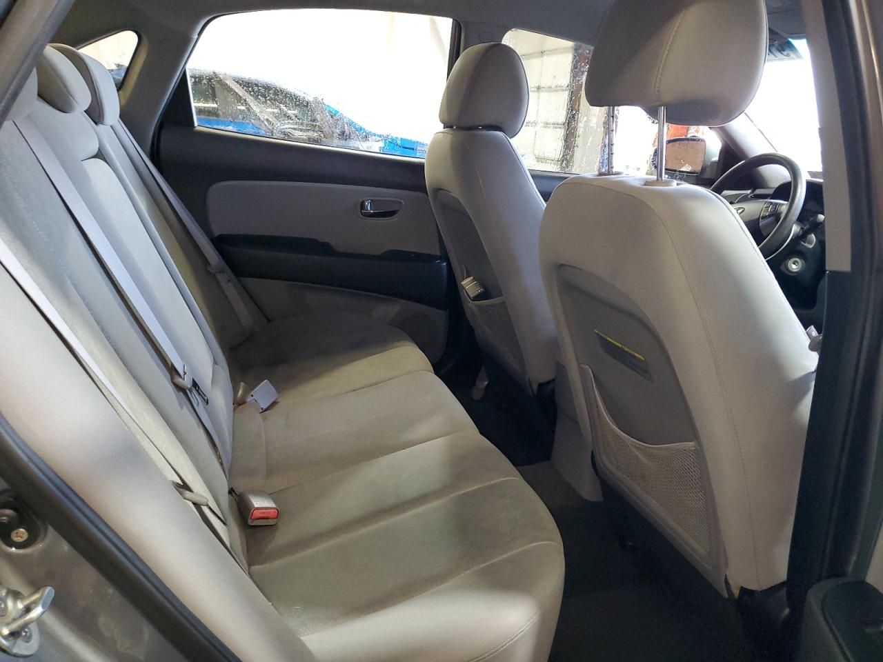 HYUNDAI ELANTRA BLUE