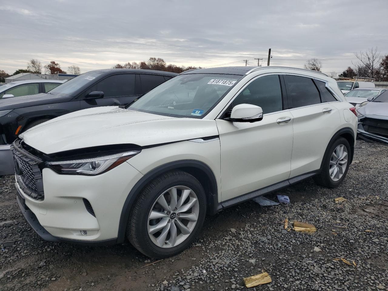 INFINITI QX50 ESSENTIAL