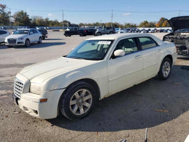 Global Auto Auctions: 2007 CHRYSLER 300 TOURIN