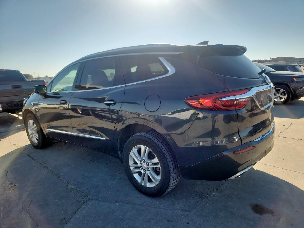 BUICK ENCLAVE ESSENCE