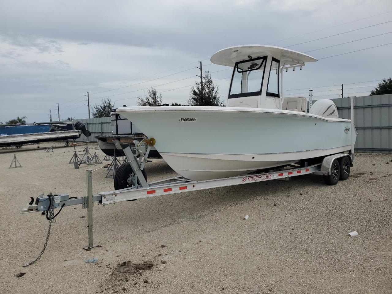 Lot #3281516704 2024 SEA HUNT ULTRA 239 SE