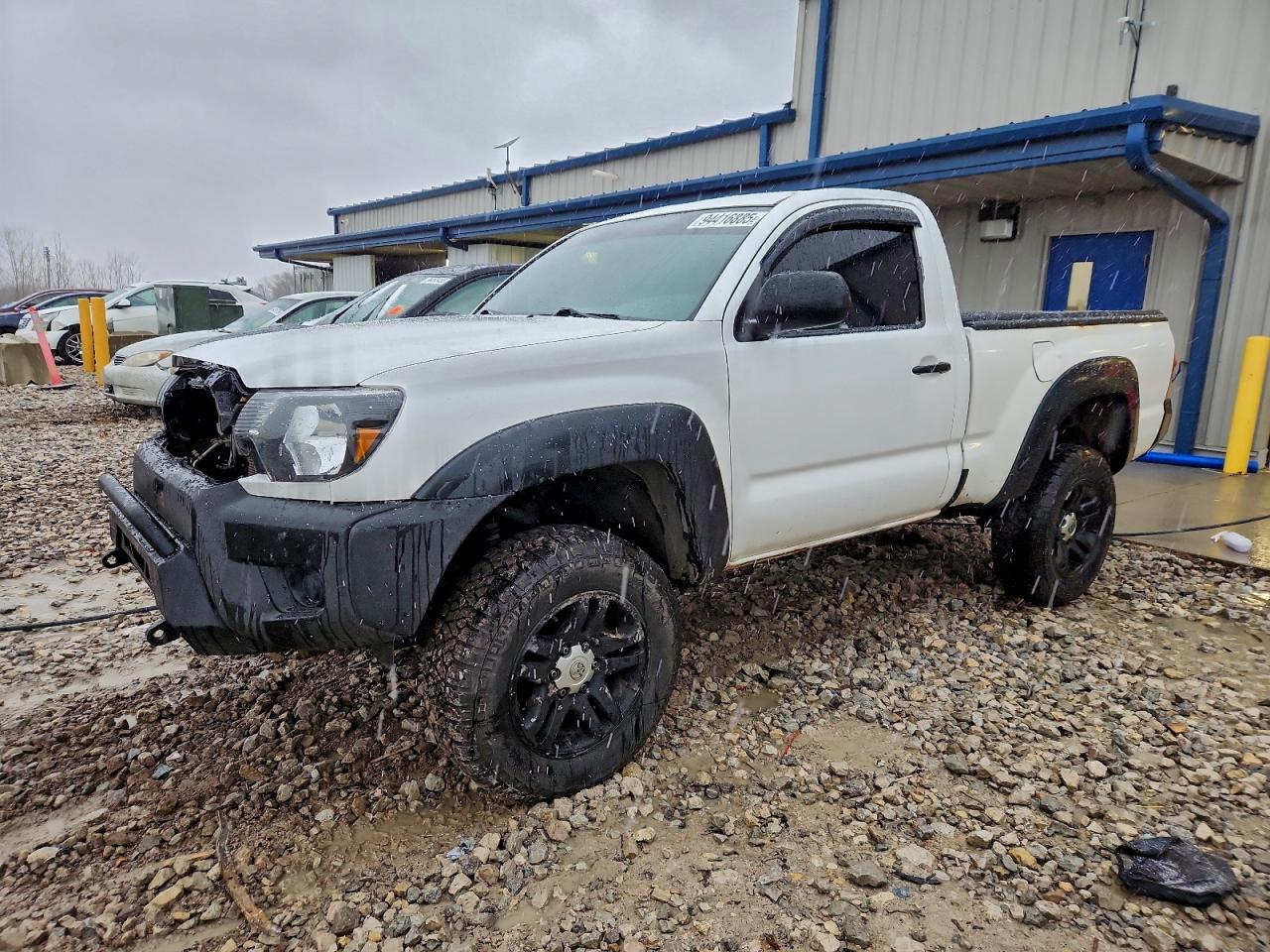 TOYOTA TACOMA
