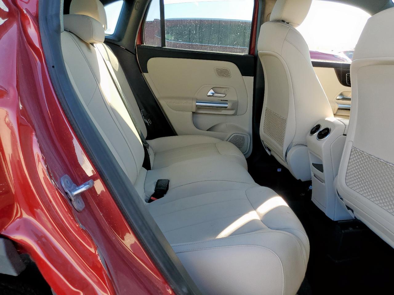 MERCEDES-BENZ GLA-CLASS 250