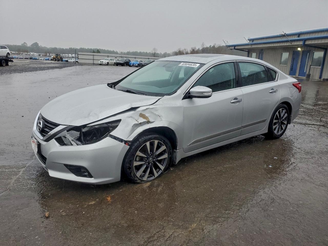 Lot #3297048523 2017 NISSAN ALTIMA 2.5