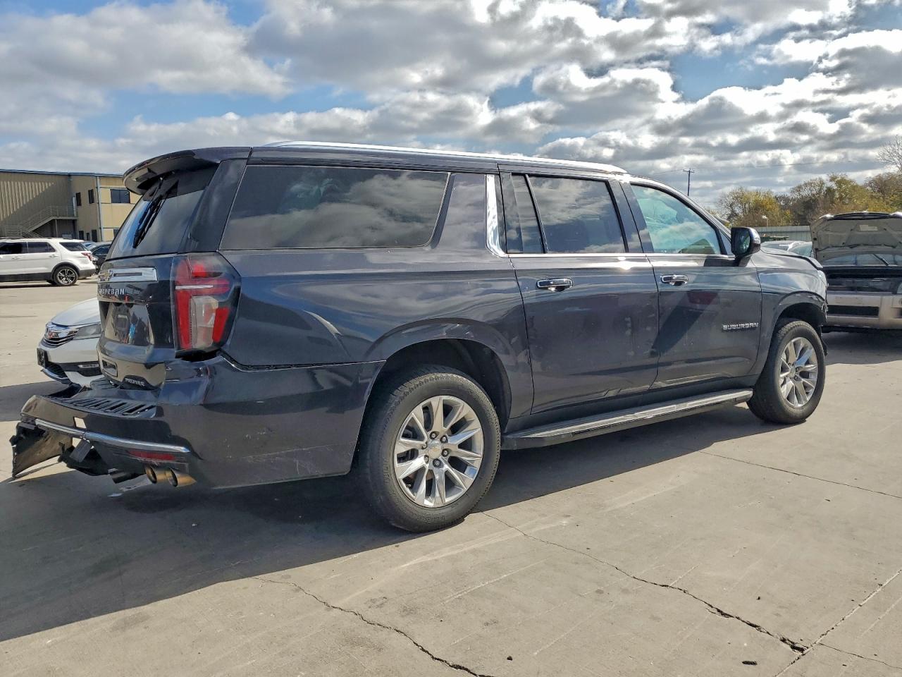 CHEVROLET SUBURBAN C1500 PREMIER