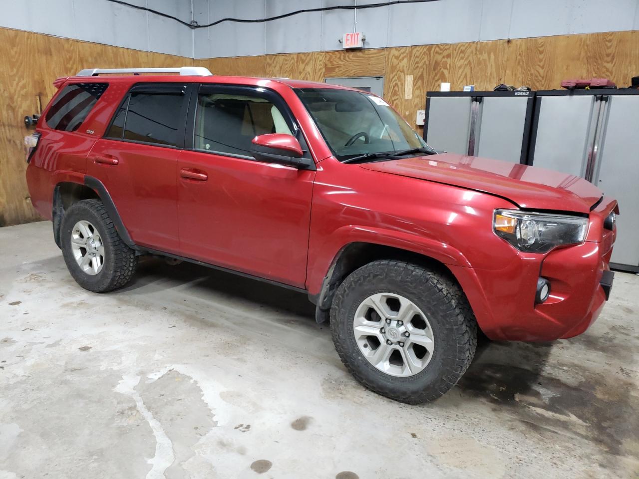 TOYOTA 4RUNNER SR5/SR5 PREMIUM