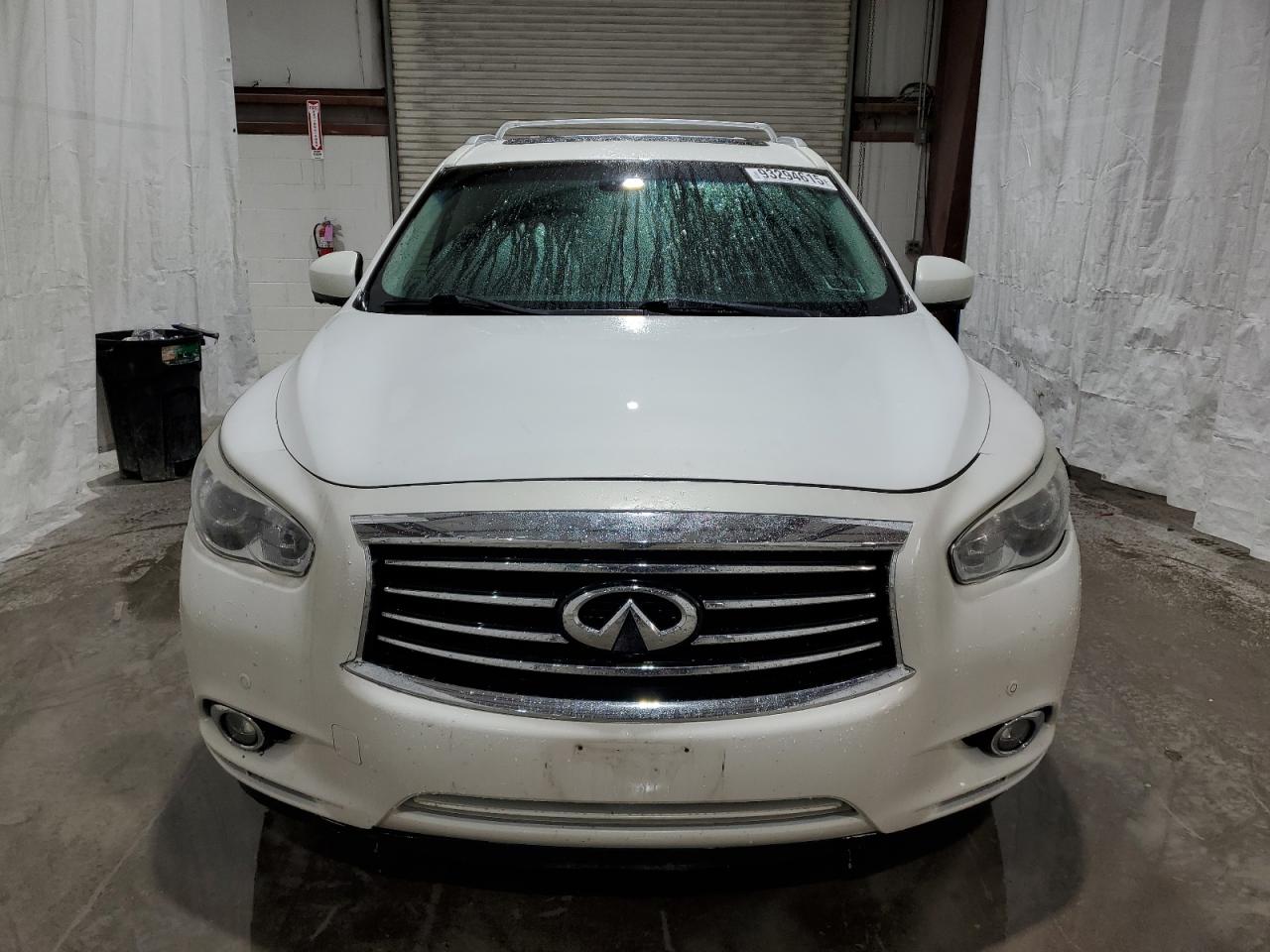 INFINITI JX35