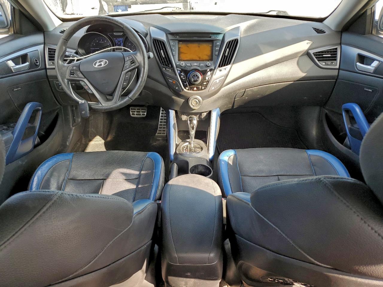 HYUNDAI VELOSTER TURBO